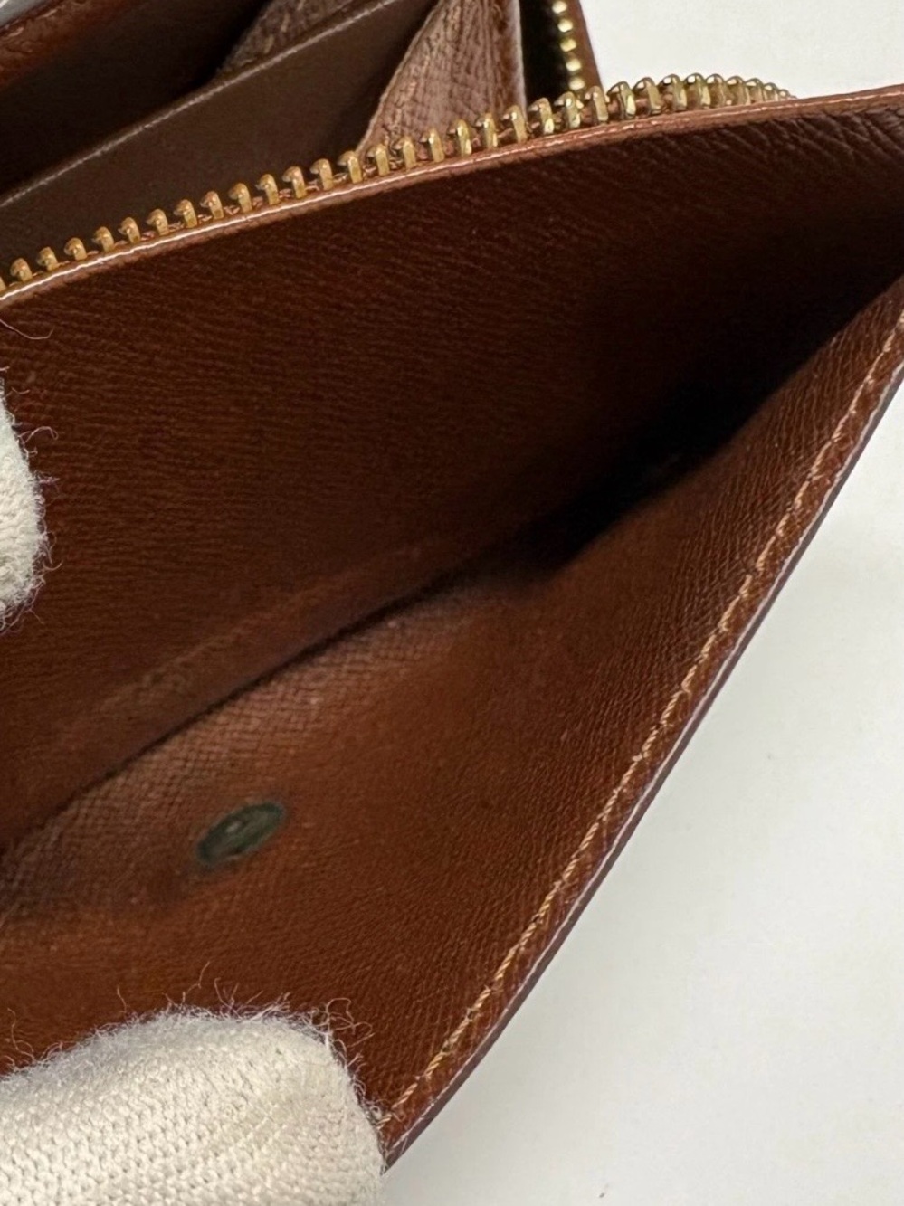 Louis Vuitton Monogram Canvas Brown & Gold Snap Wallet - Picture 5 of 9